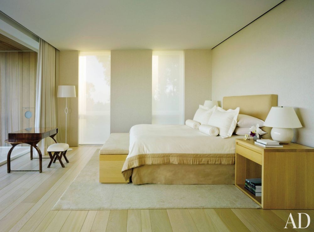 modern-bedroom-john-pawson-ltd-los-angeles-california-201109-2_1000-watermarked.jpg