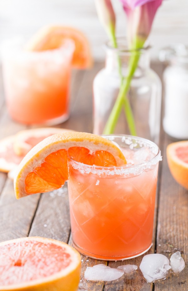 Grapefruit Salty Dog DrinkWire