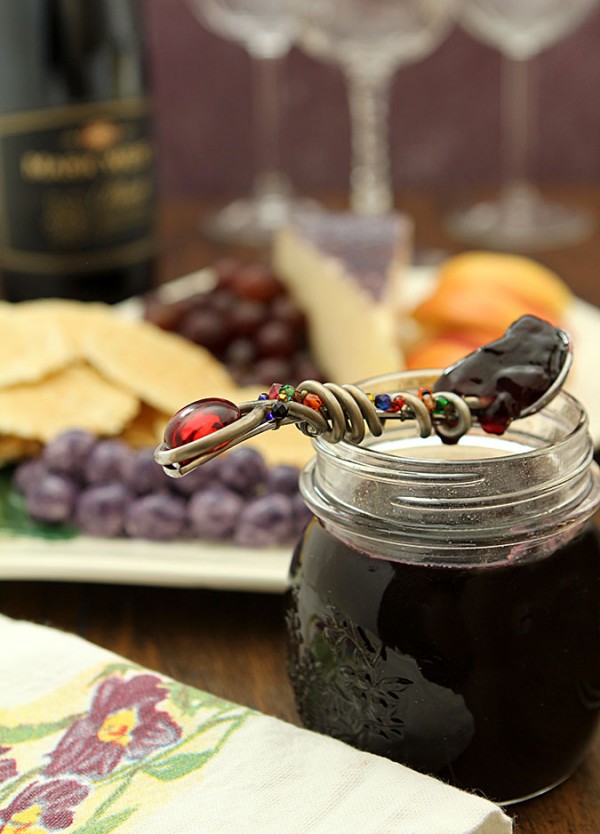 Pinot Noir Red Wine Jelly Beer & Wine DrinkWire