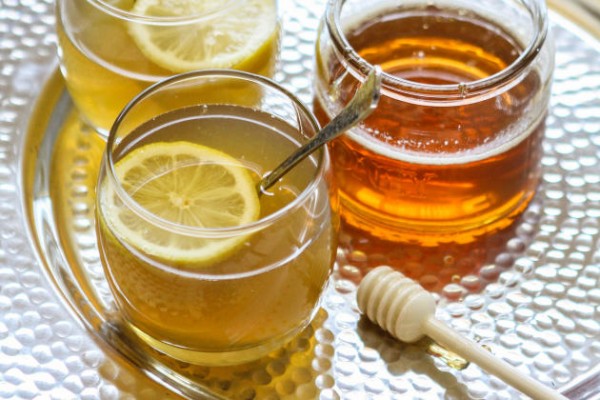 hot toddy tea bourbon drinkwire hot toddy tea bourbon drinkwire