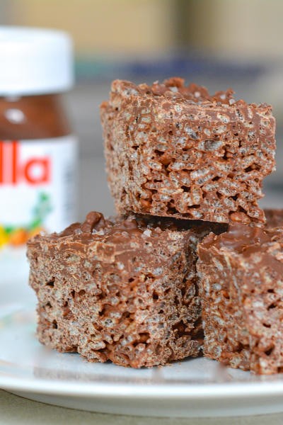 salted nutella crunch bars by food fanatic | epicurious