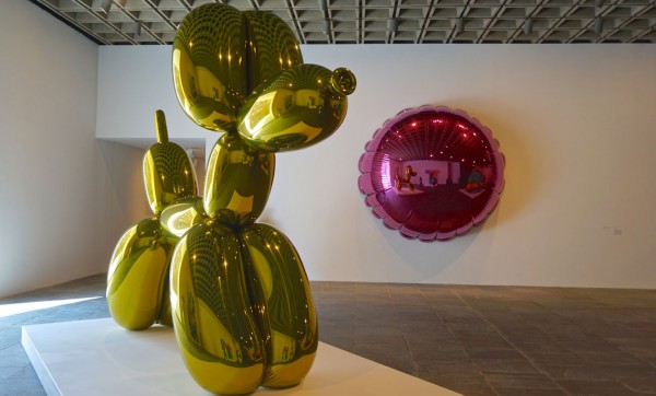 Jeff-Koons-Whitney-Museum-2.jpg