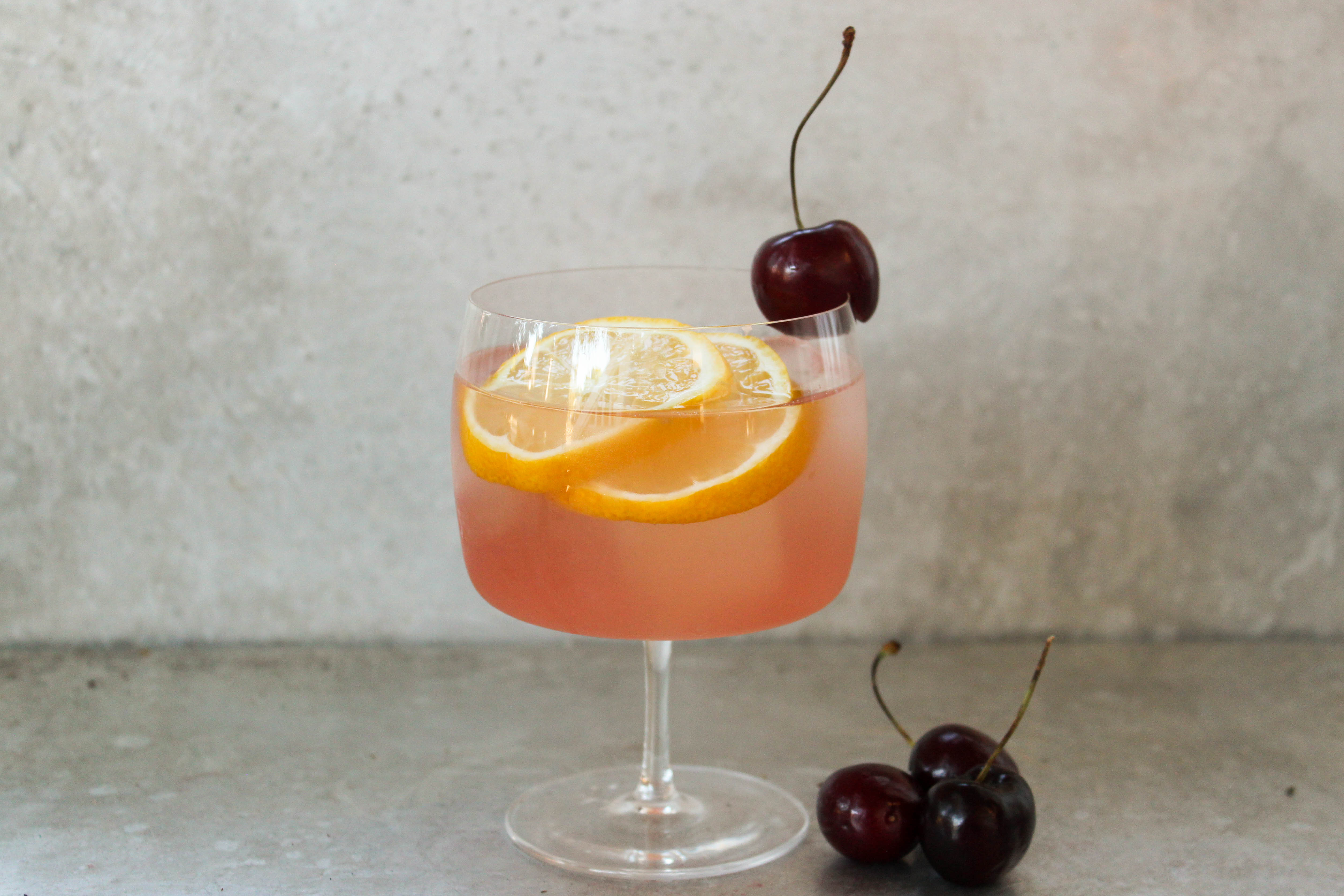 Cherry Gin Daisy DrinkWire